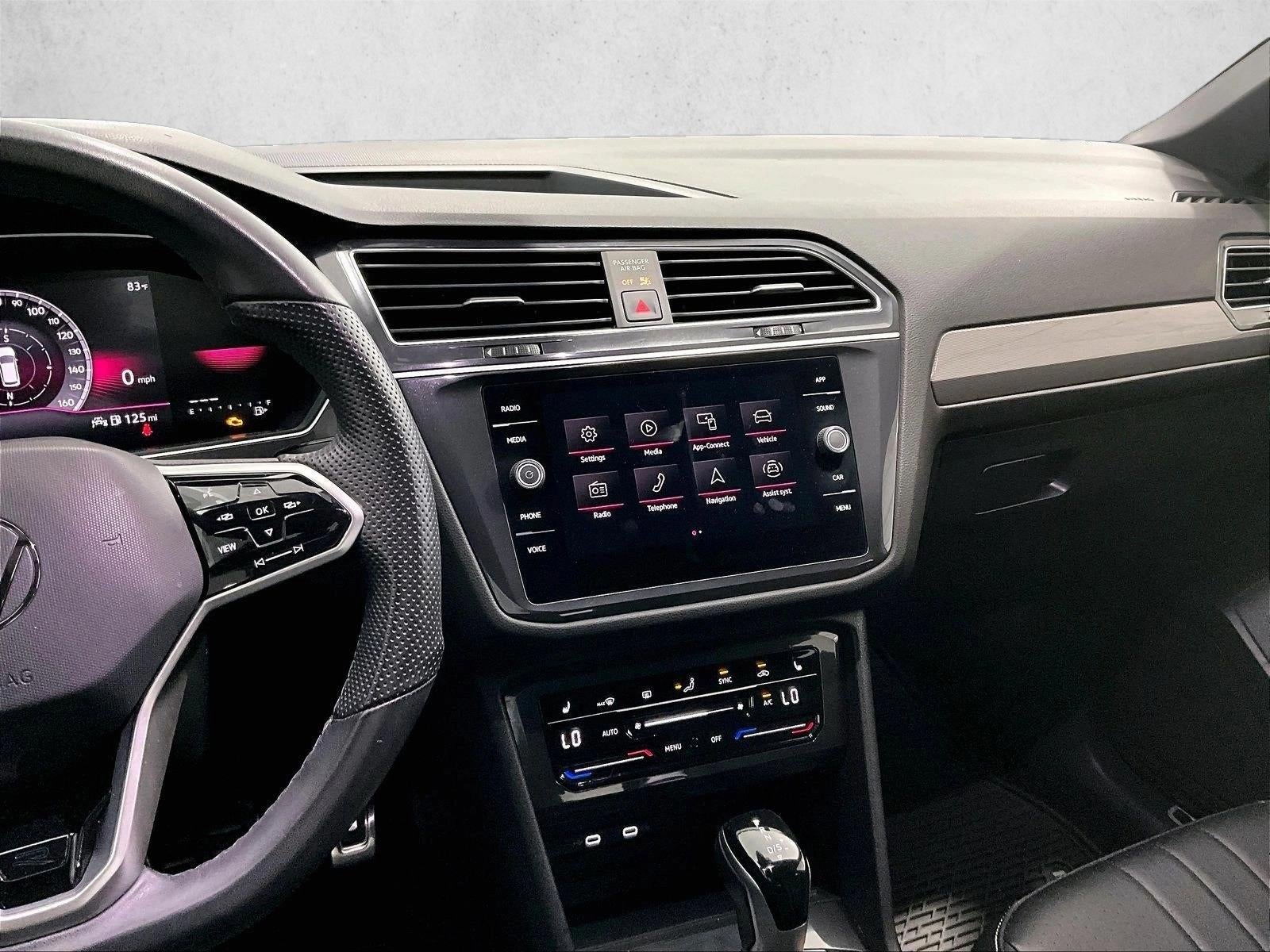 2024 Volkswagen Tiguan 2.0T SE R-Line Black