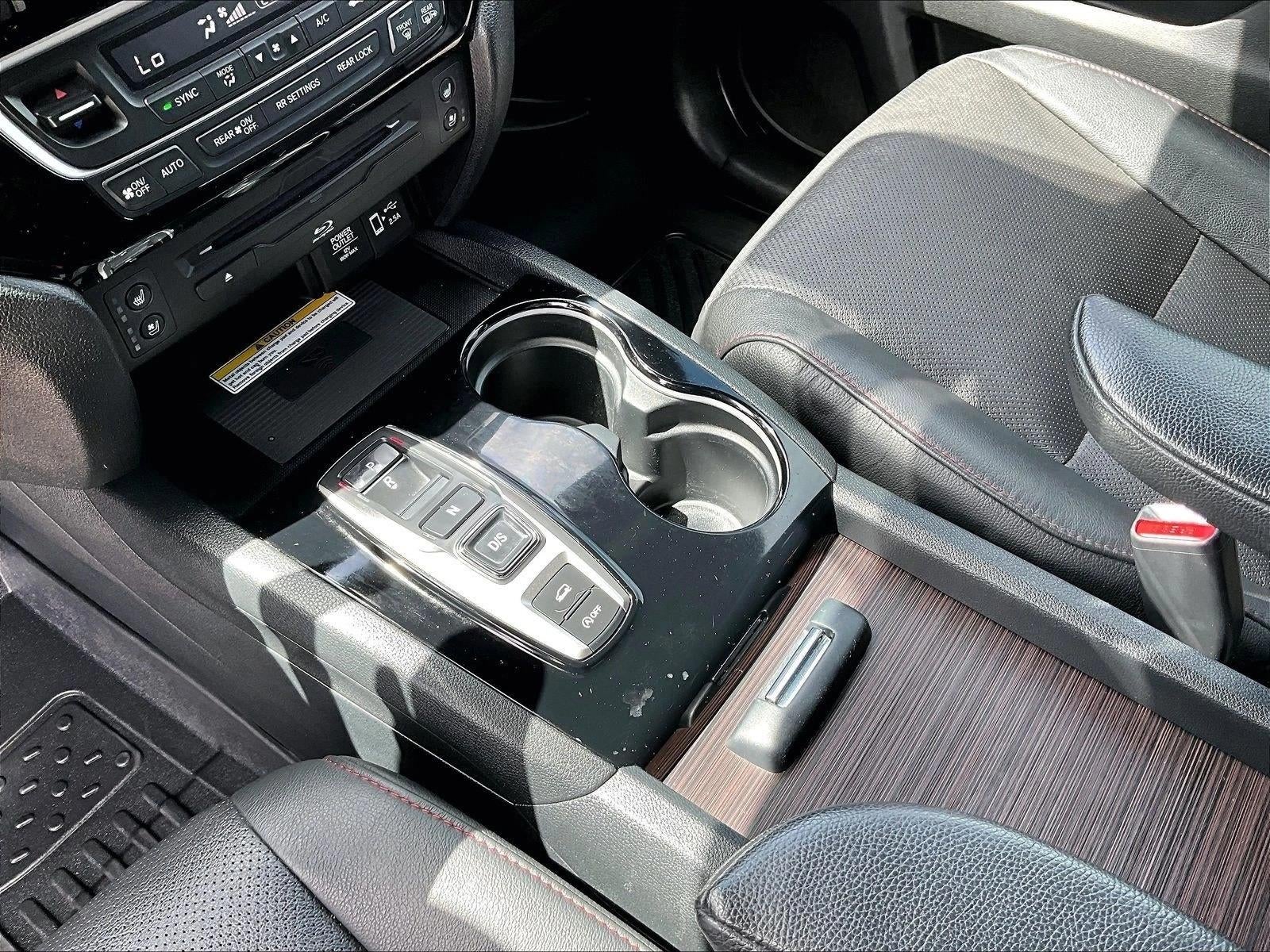 2022 Honda Pilot AWD Black Edition