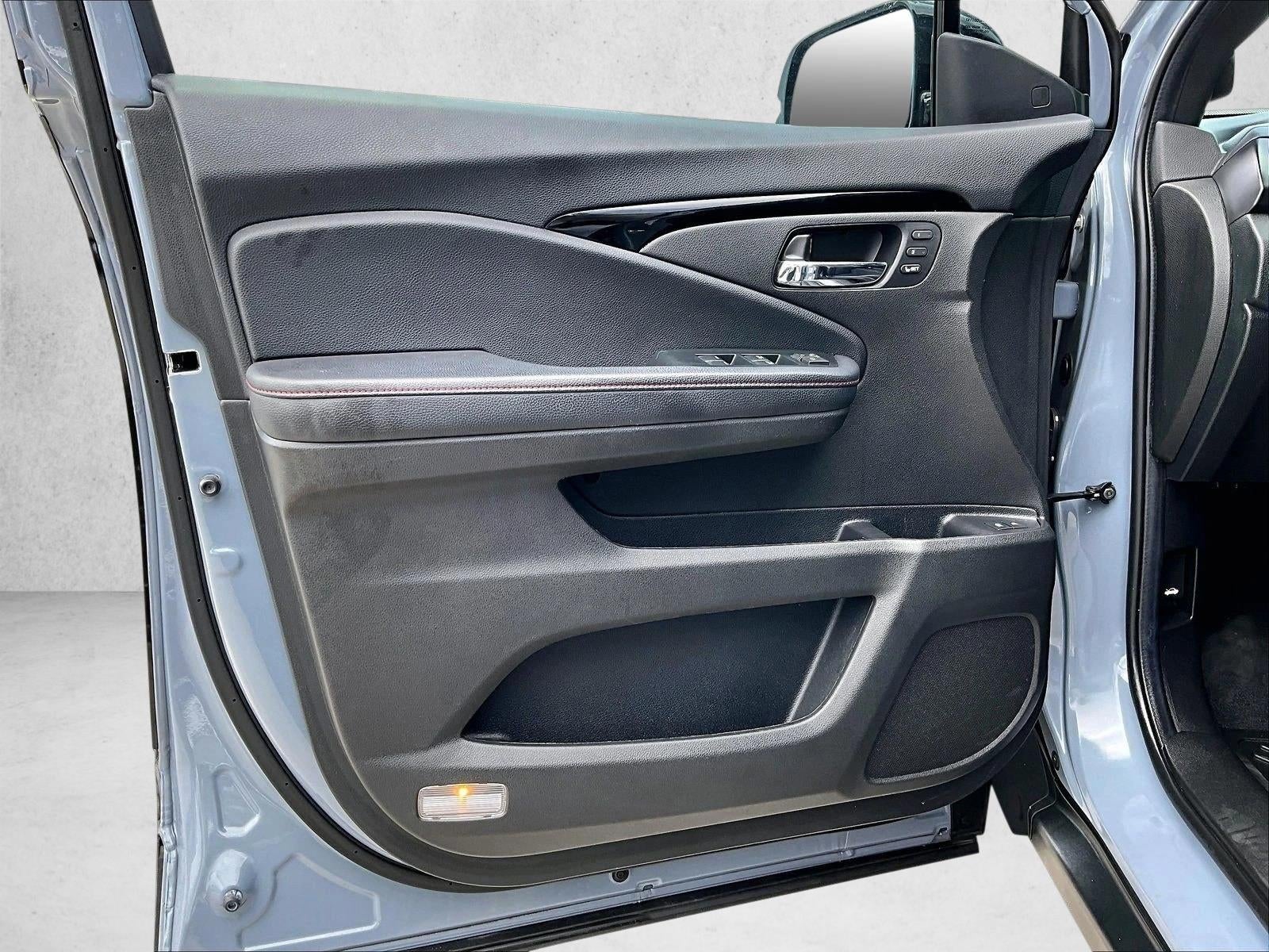 2022 Honda Pilot AWD Black Edition