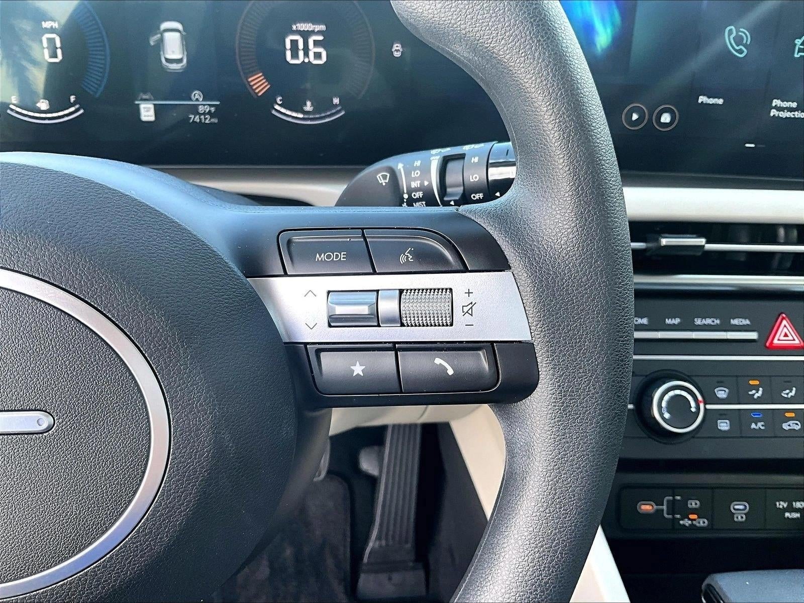 2025 Hyundai Tucson SE