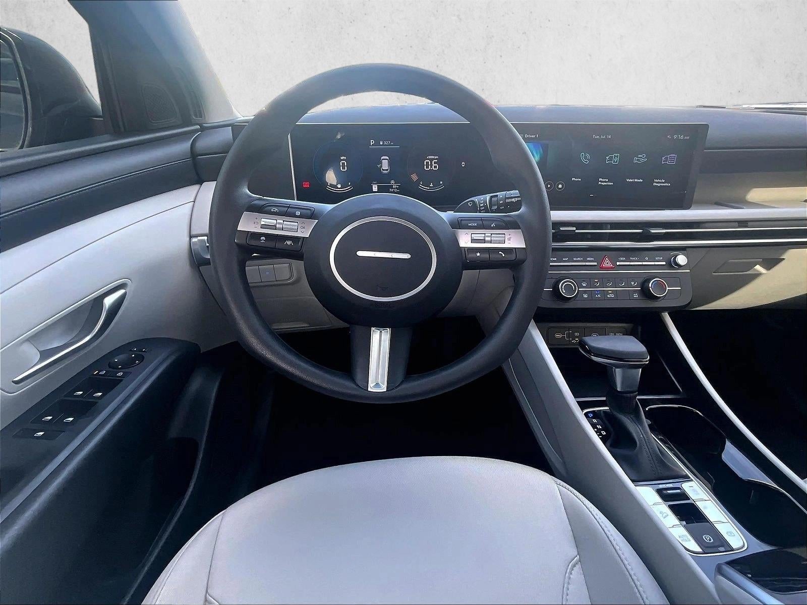 2025 Hyundai Tucson SE