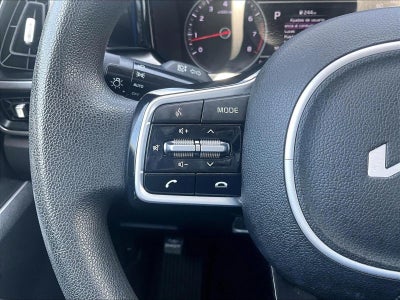2022 Kia Sorento LX