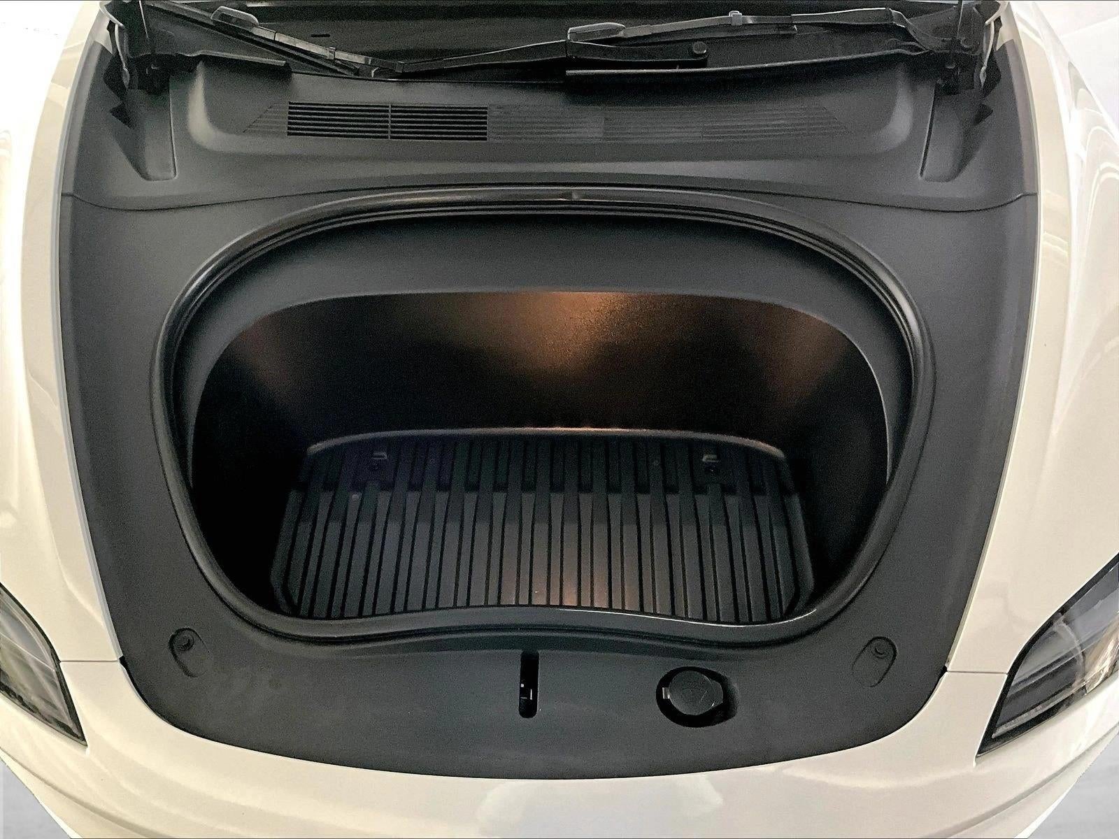 2025 Tesla Model 3 Base