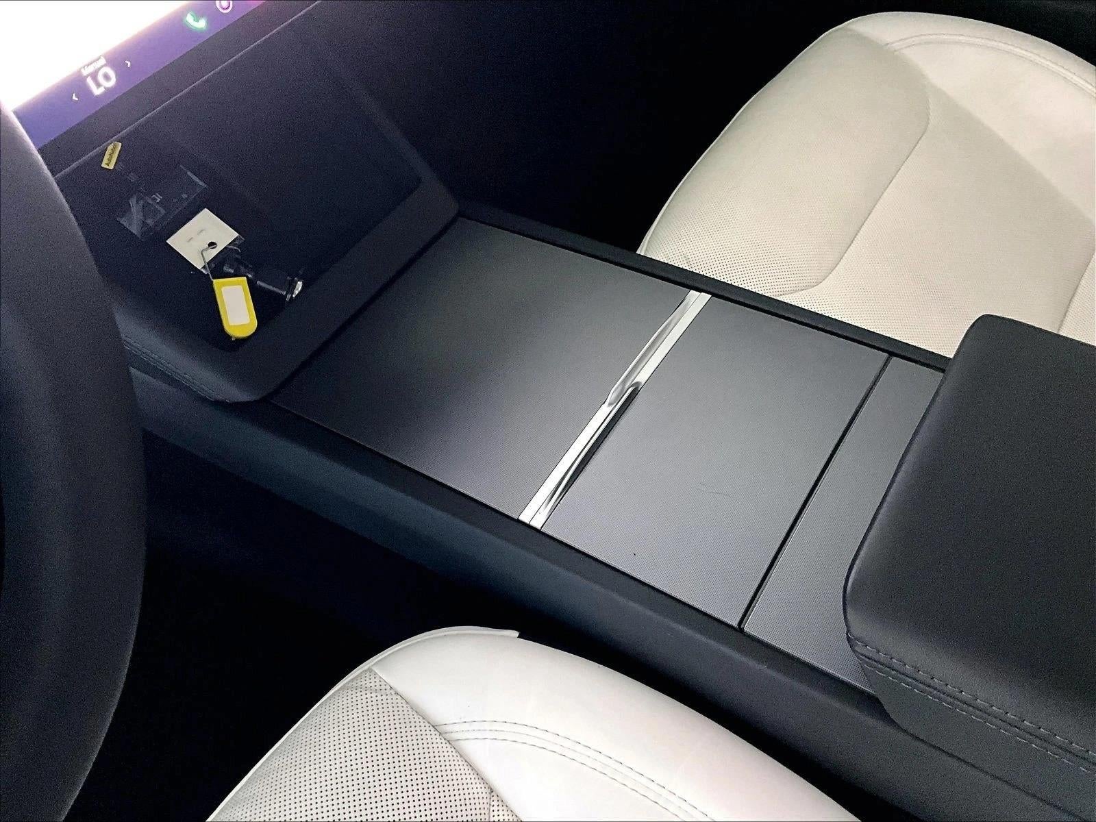 2025 Tesla Model 3 Base