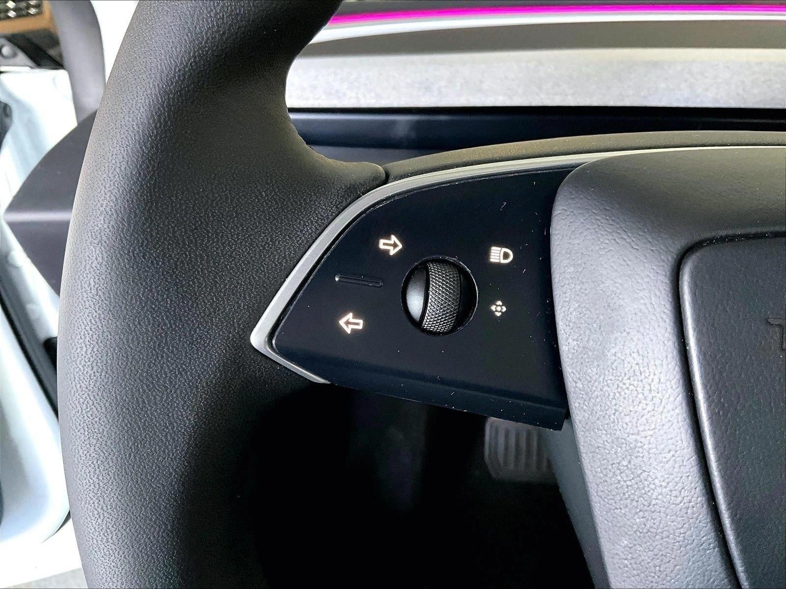 2025 Tesla Model 3 Base