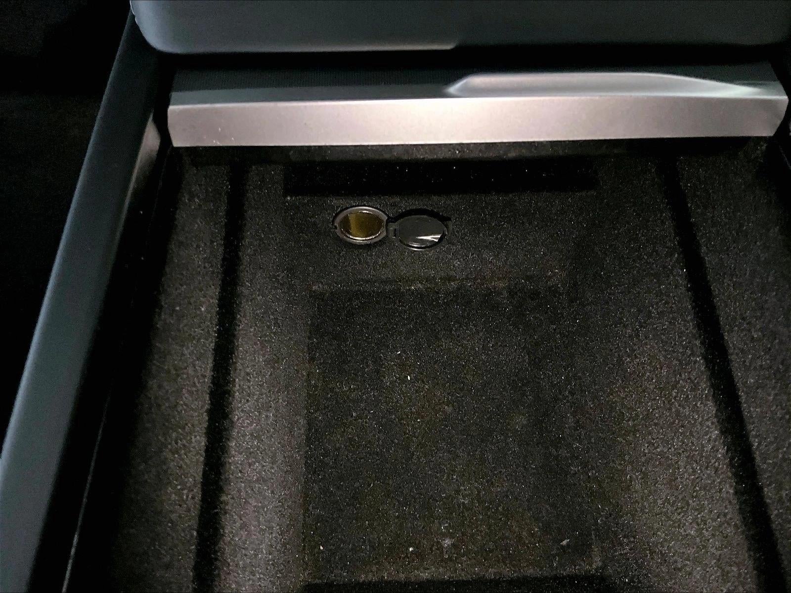 2025 Tesla Model 3 Base