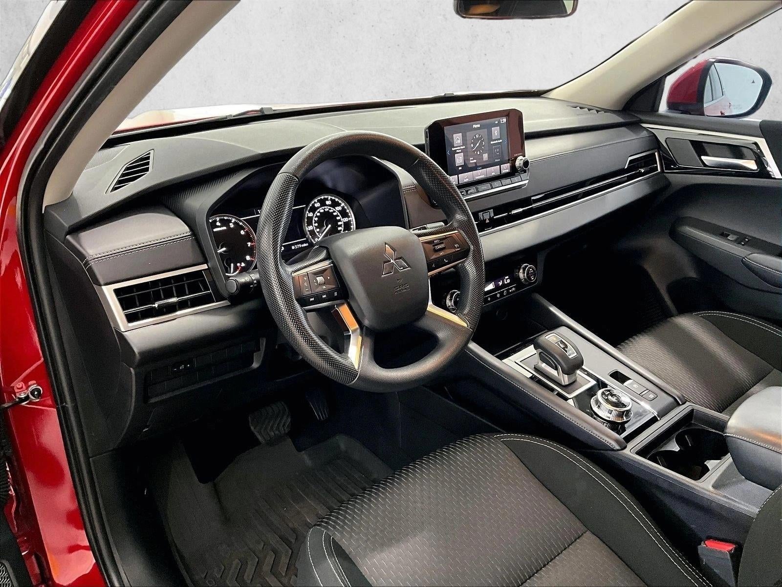 2024 Mitsubishi Outlander ES 2.5 2WD