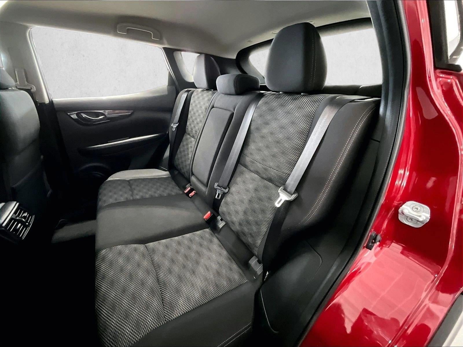 2018 Nissan Rogue Sport SV