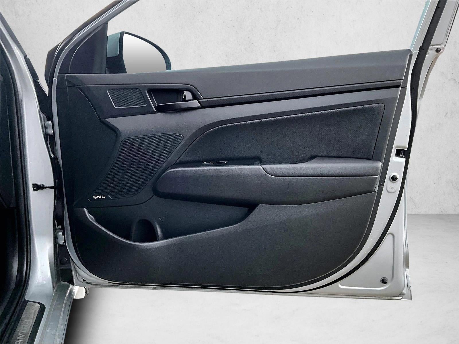 2020 Hyundai Elantra Sport