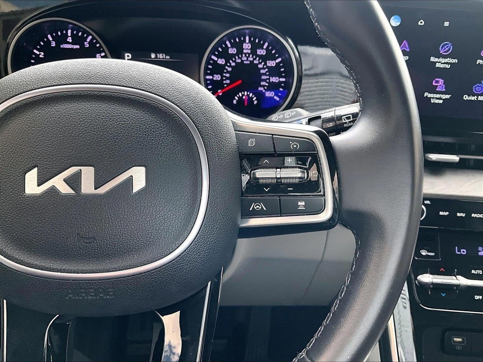 2024 Kia Carnival EX