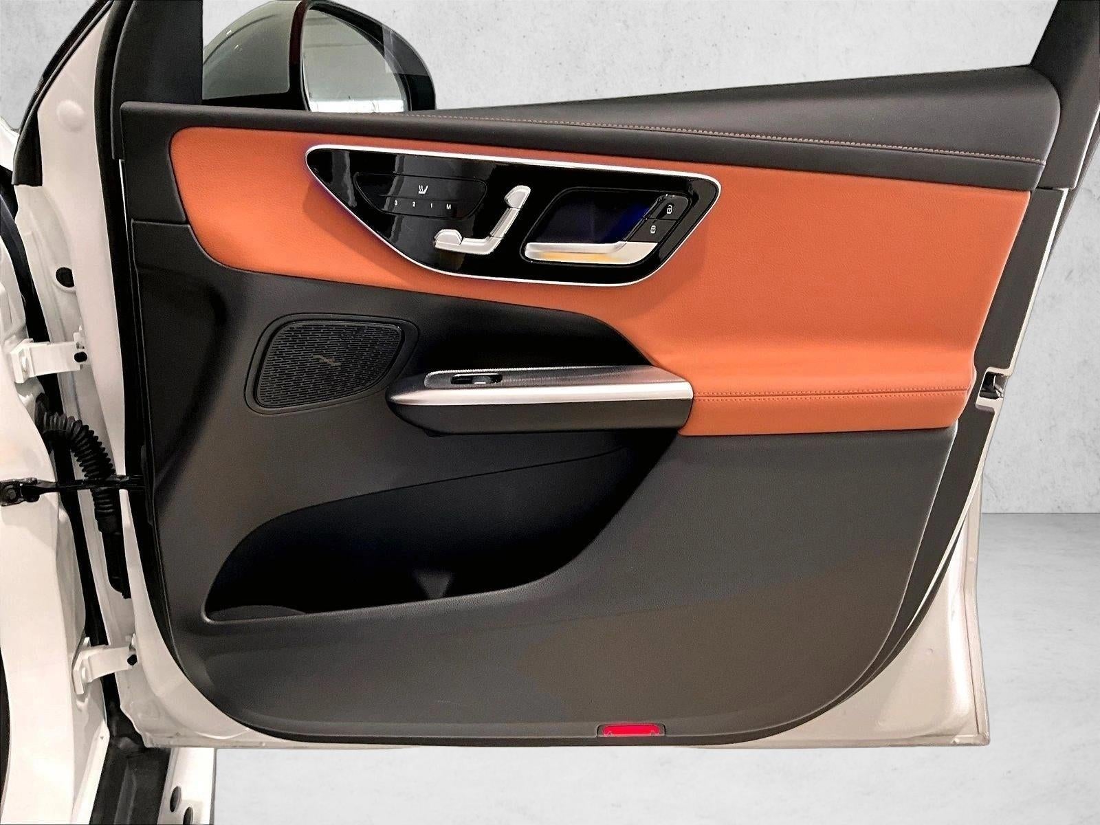 2025 Mercedes-Benz GLC 300 SUV