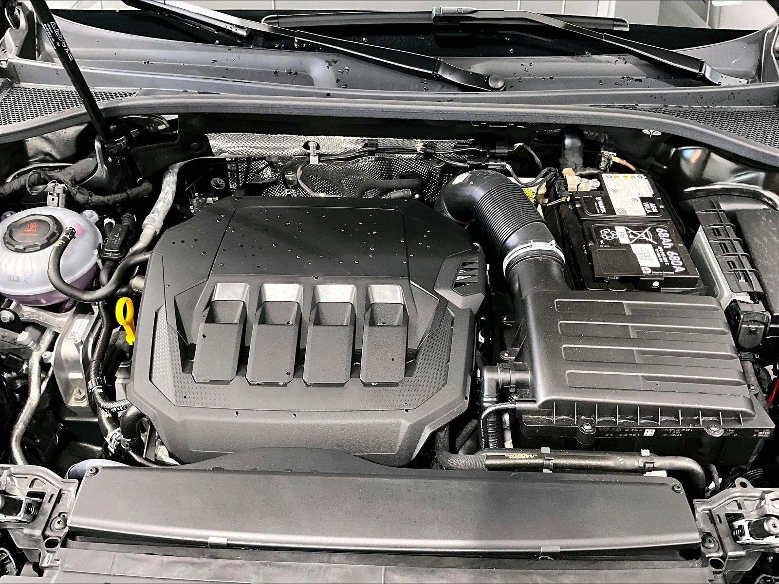 2024 Audi Q3 Premium 45 TFSI S line quattro Tiptronic