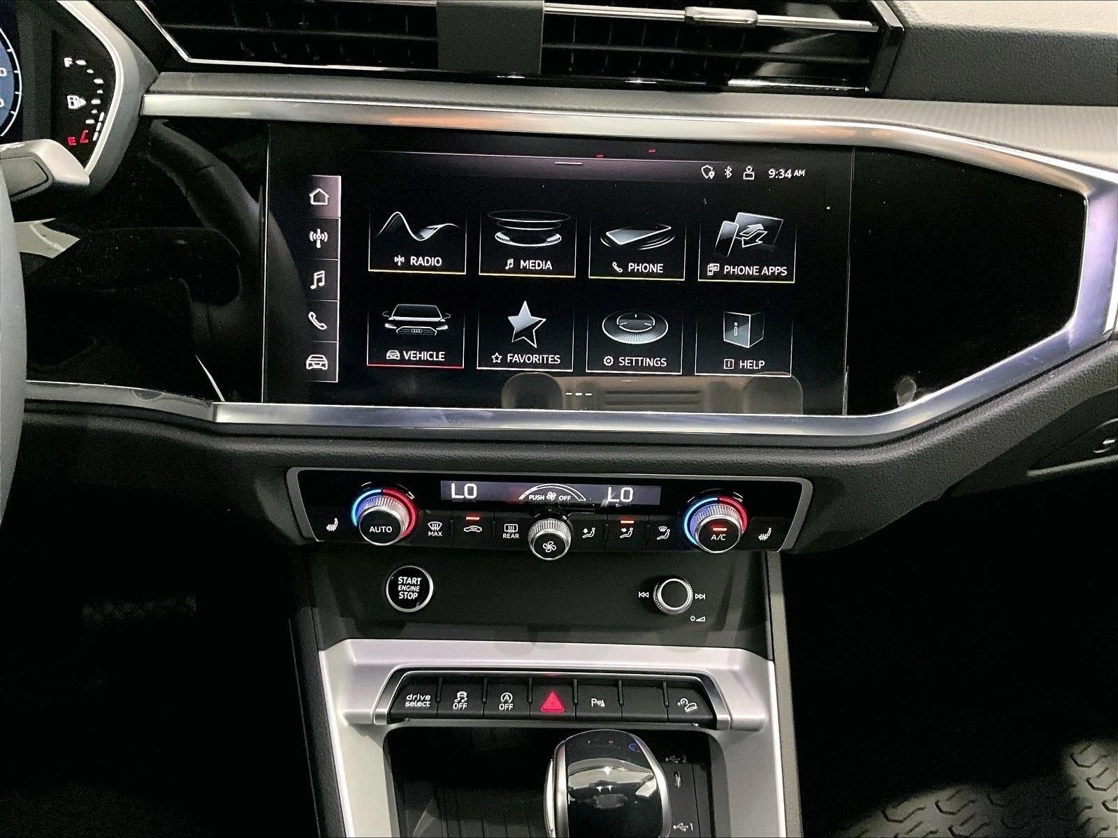 2024 Audi Q3 Premium 45 TFSI S line quattro Tiptronic