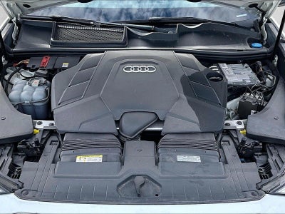 2021 Audi Q8 Premium Plus 55 TFSI quattro Tiptronic