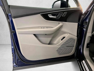 2022 Audi Q7 Premium Plus 55 TFSI quattro Tiptronic