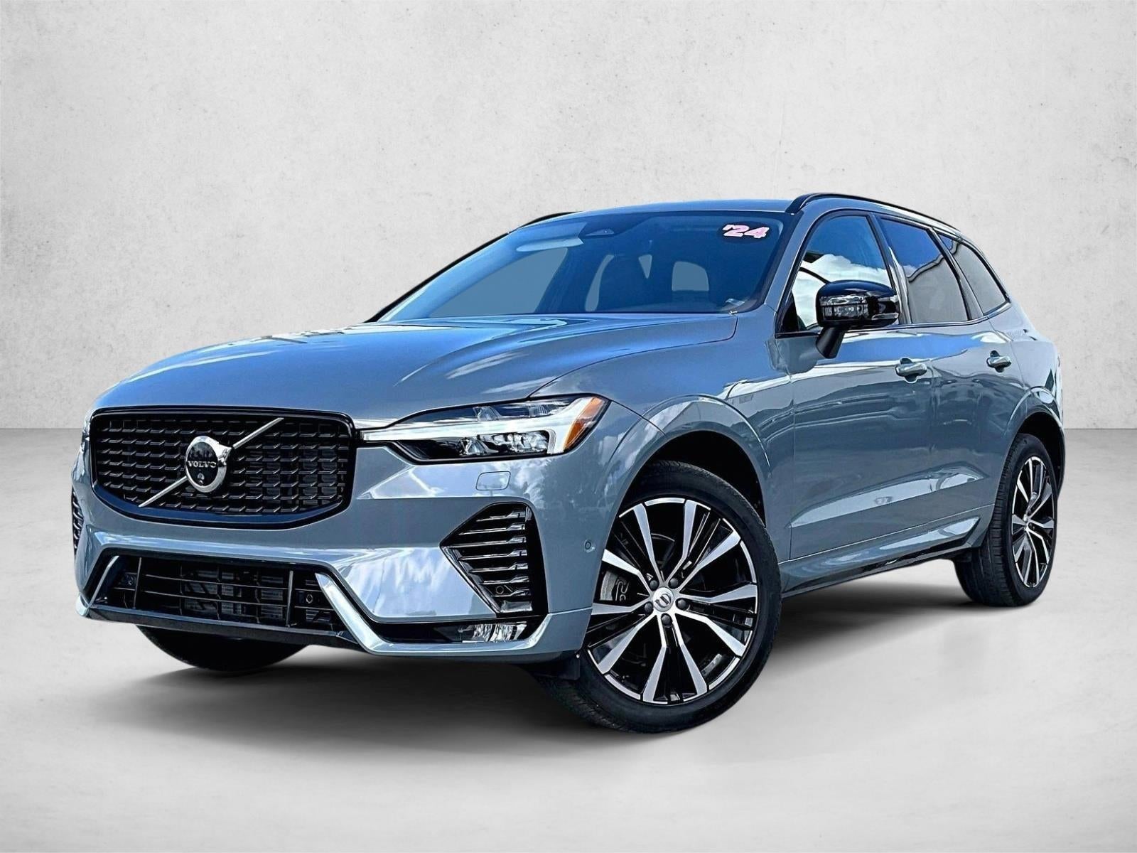 2024 Volvo XC60 Plus Dark Theme