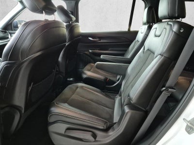 2023 Jeep Grand Cherokee L Altitude 4x2