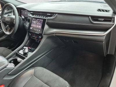 2023 Jeep Grand Cherokee L Altitude 4x2