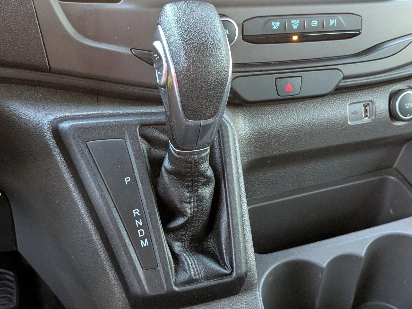 2022 Ford Transit Passenger Wagon XL