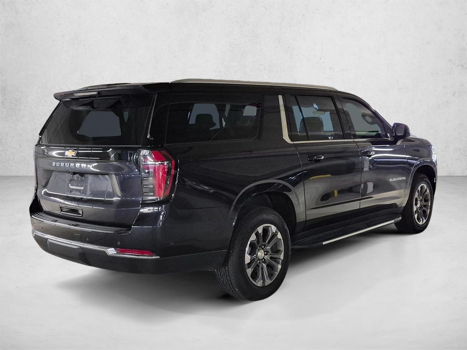 2025 Chevrolet Suburban LS