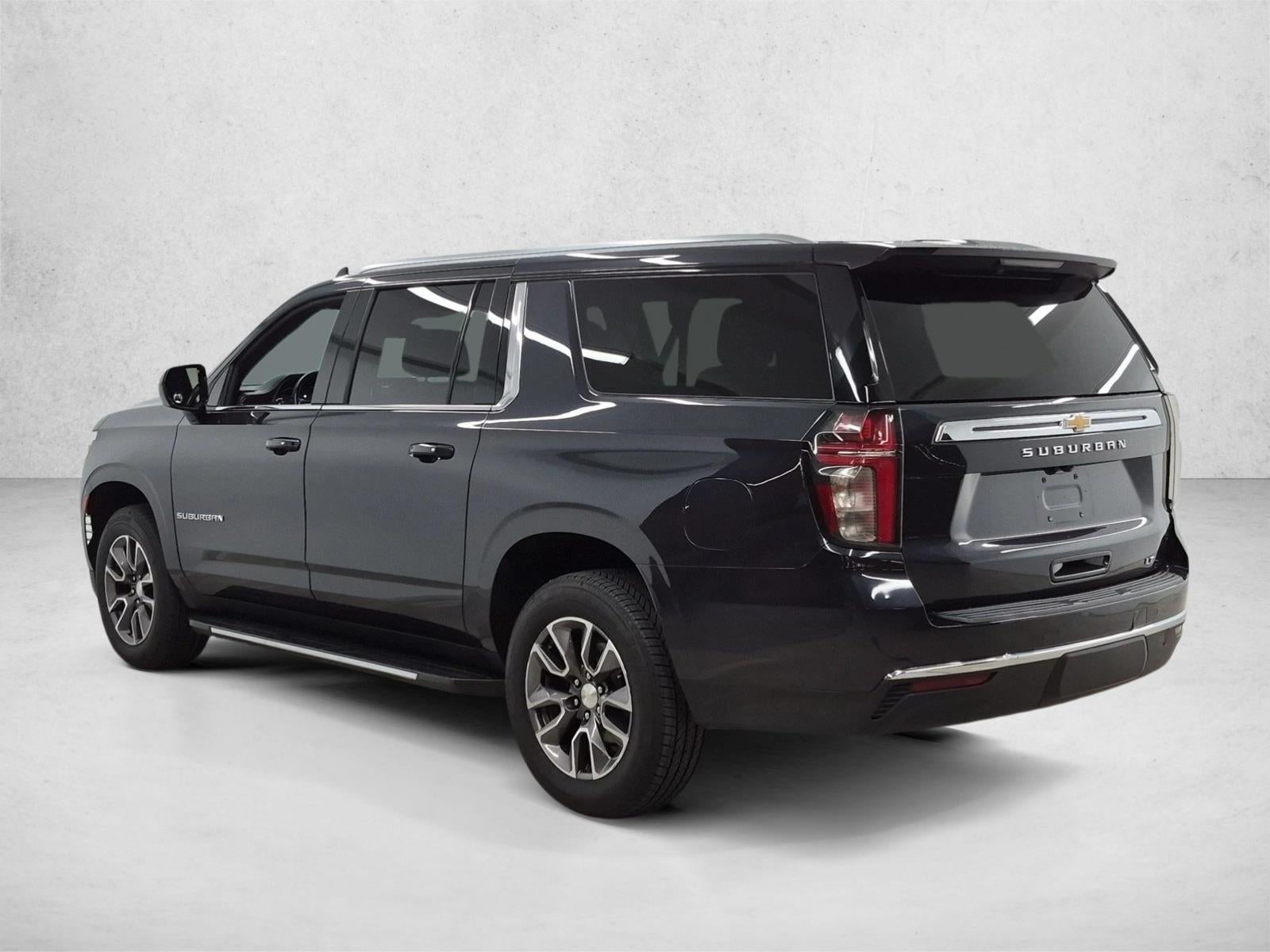 2023 Chevrolet Suburban LT