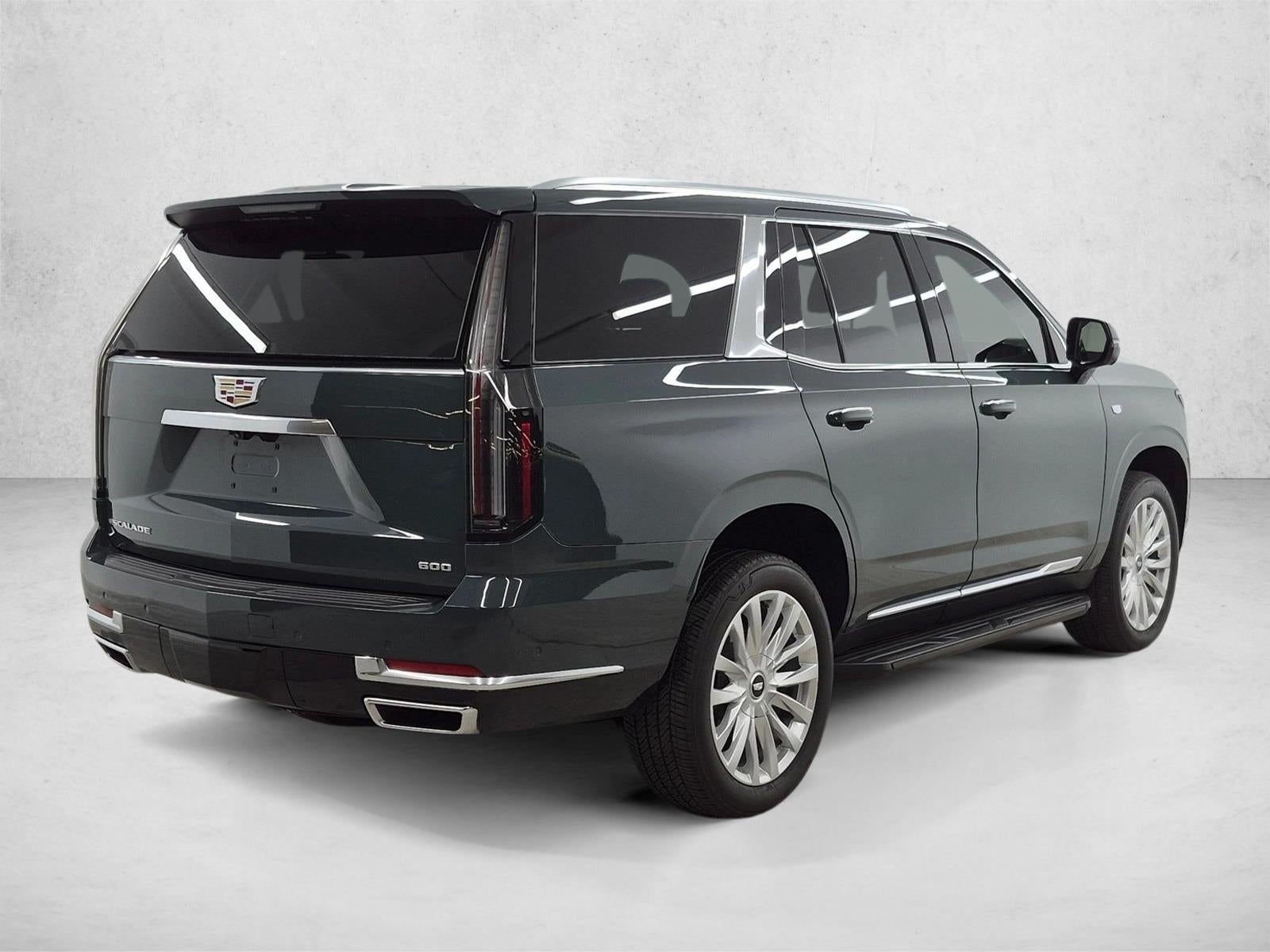 2025 Cadillac Escalade Luxury