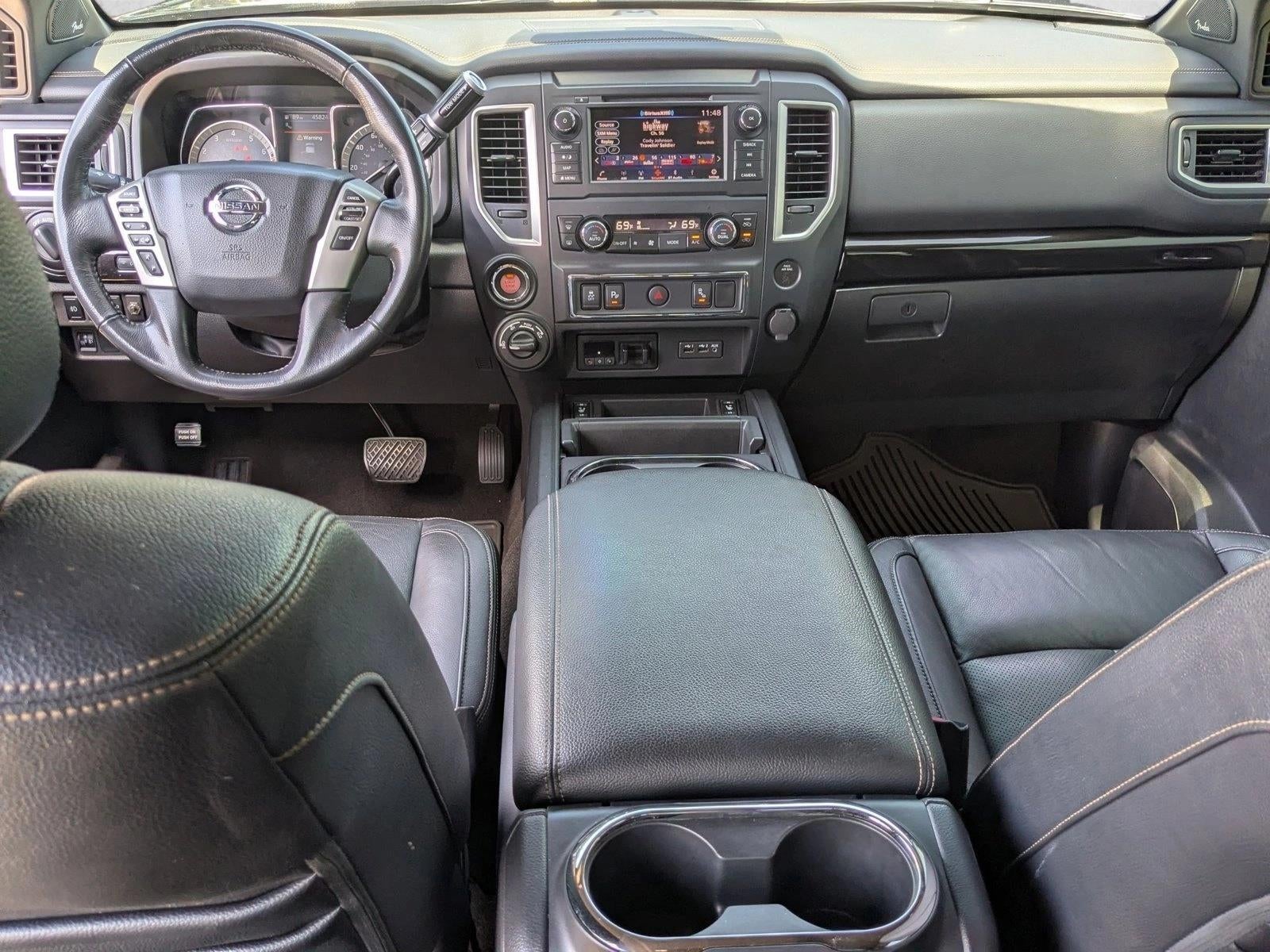 2019 Nissan TITAN SL