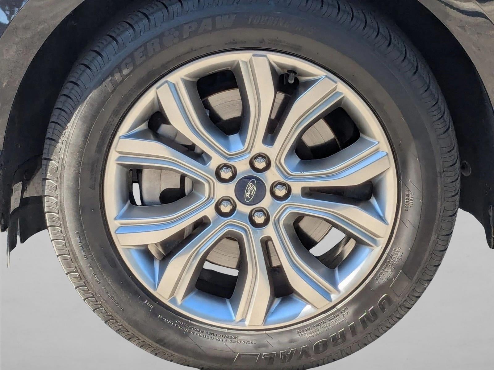 2022 Ford Edge Titanium