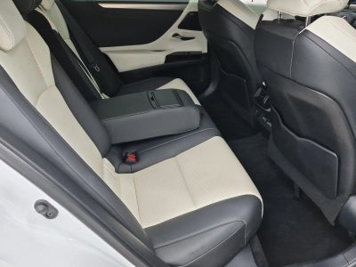 2024 Lexus ES 350 F SPORT Handling