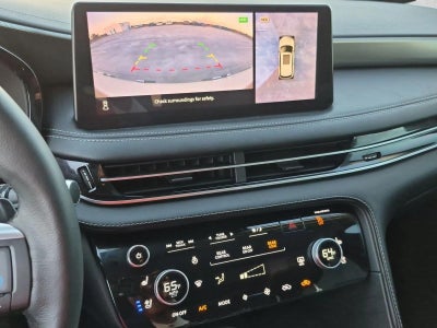 2022 INFINITI QX60 LUXE