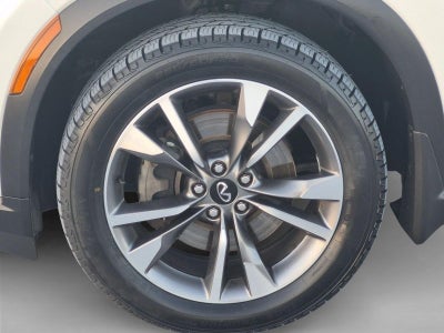 2022 INFINITI QX60 LUXE