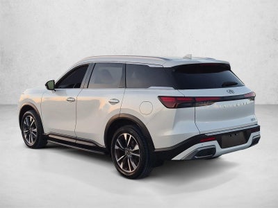 2022 INFINITI QX60 LUXE