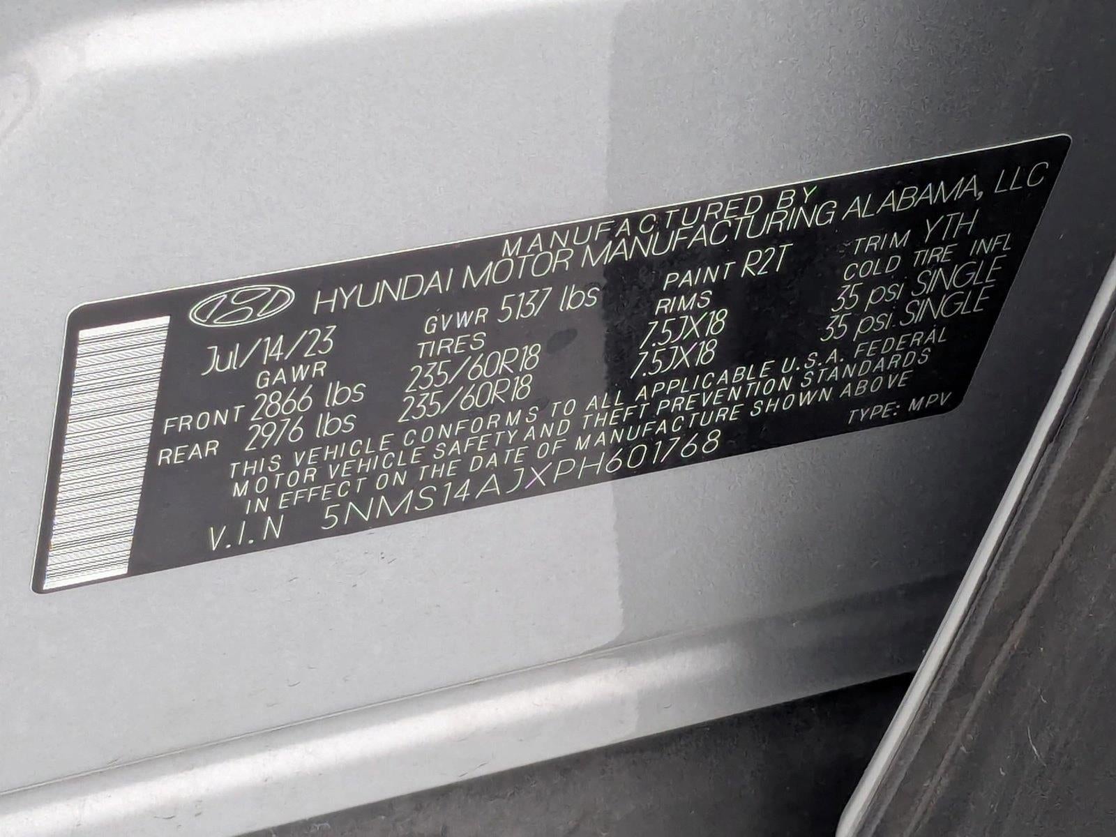 2023 Hyundai Santa Fe SE