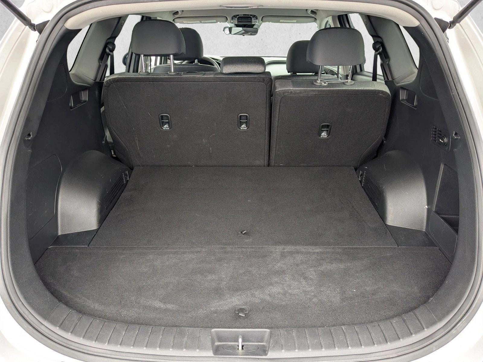 2023 Hyundai Santa Fe SE
