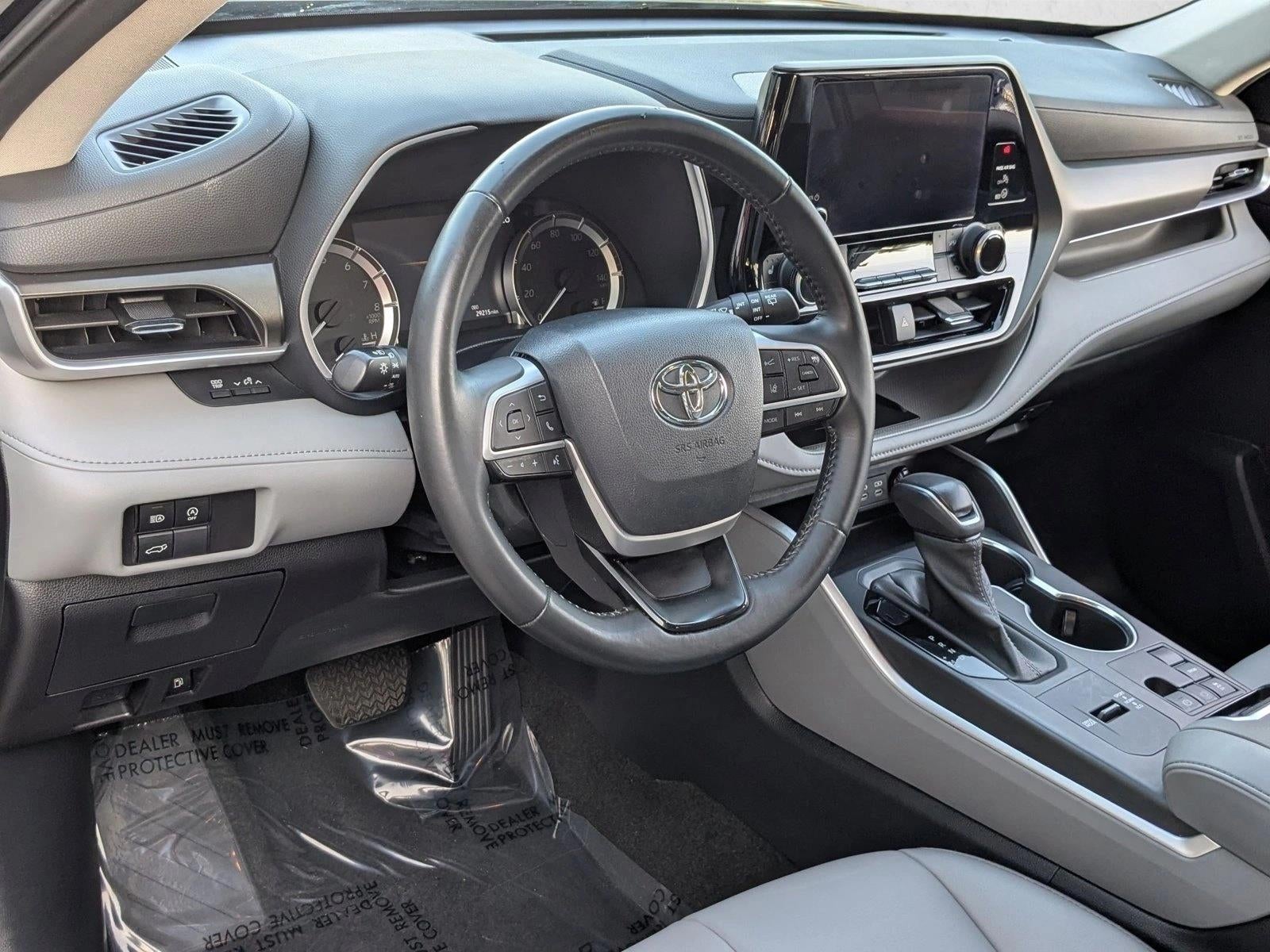 2023 Toyota Highlander L