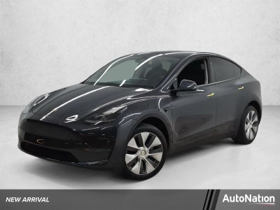 2024 Tesla Model Y Base
