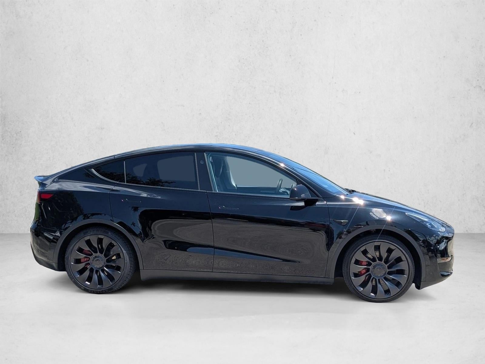 2025 Tesla Model Y Performance