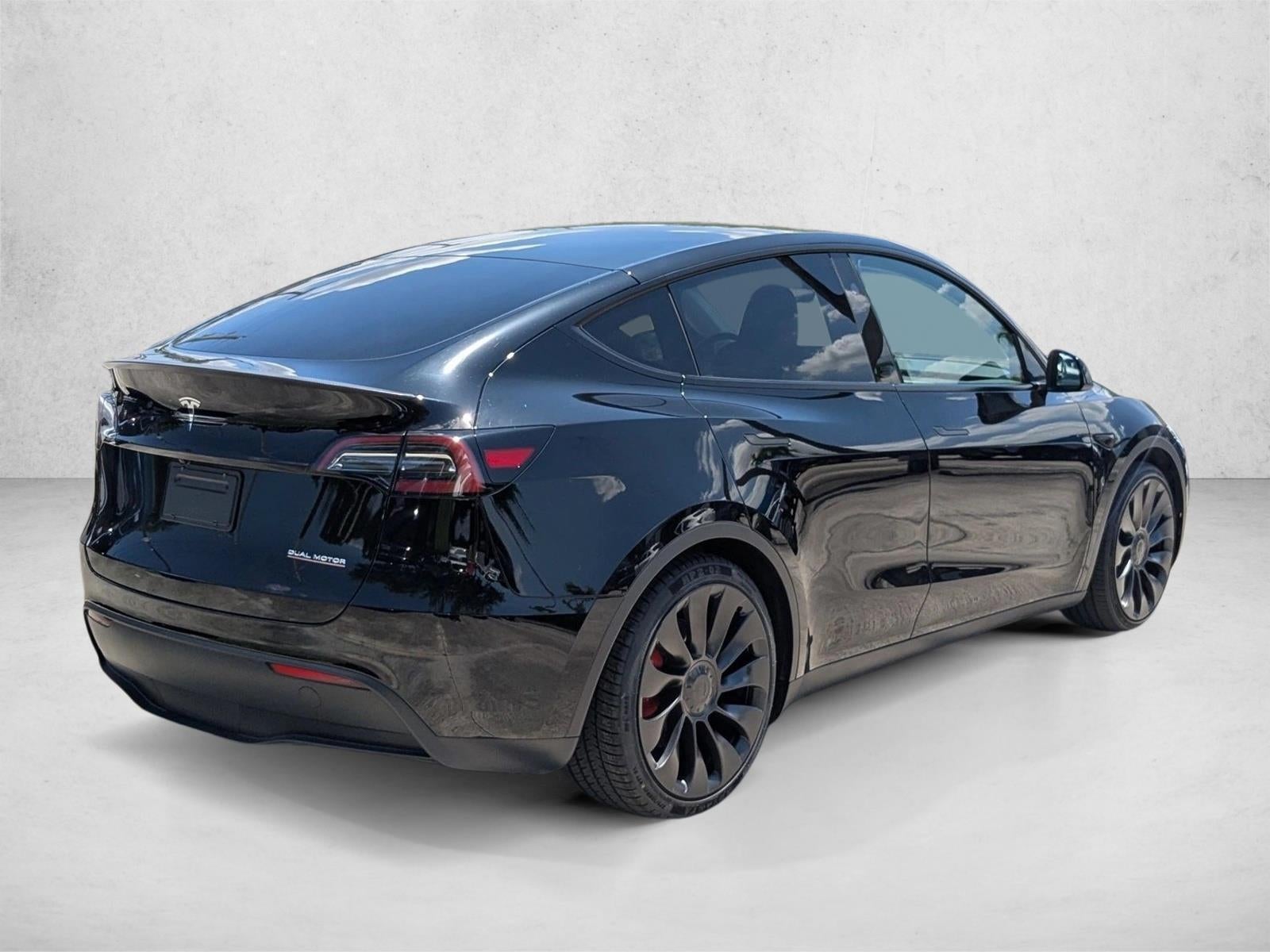 2025 Tesla Model Y Performance