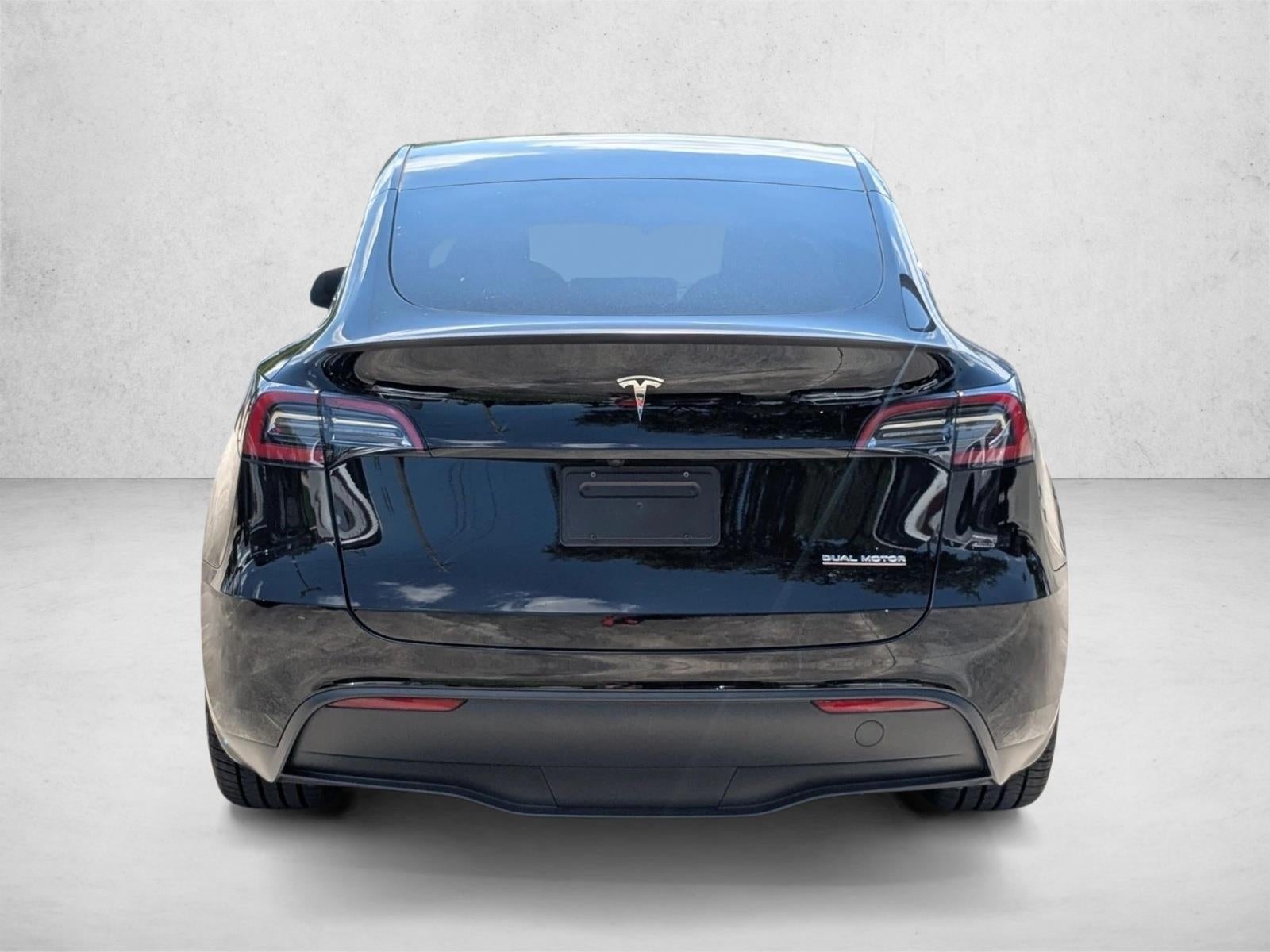 2025 Tesla Model Y Performance