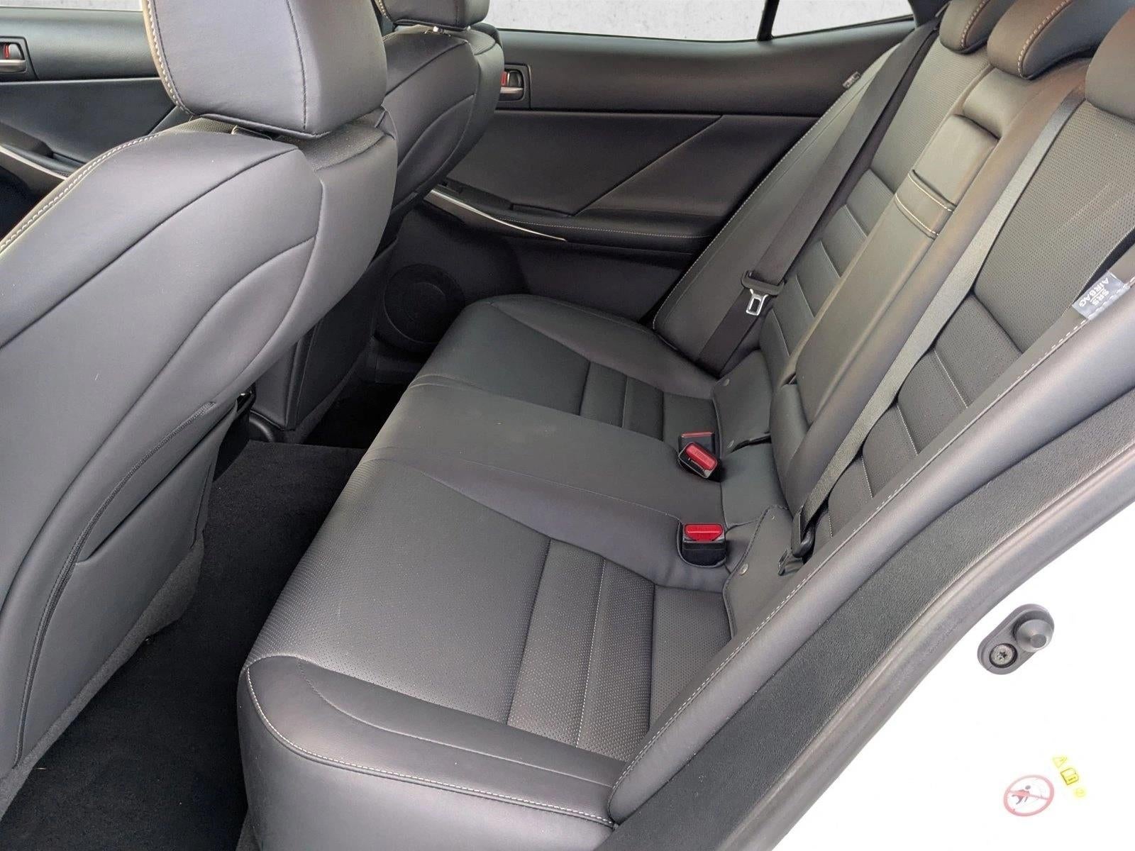 2018 Lexus IS IS 300