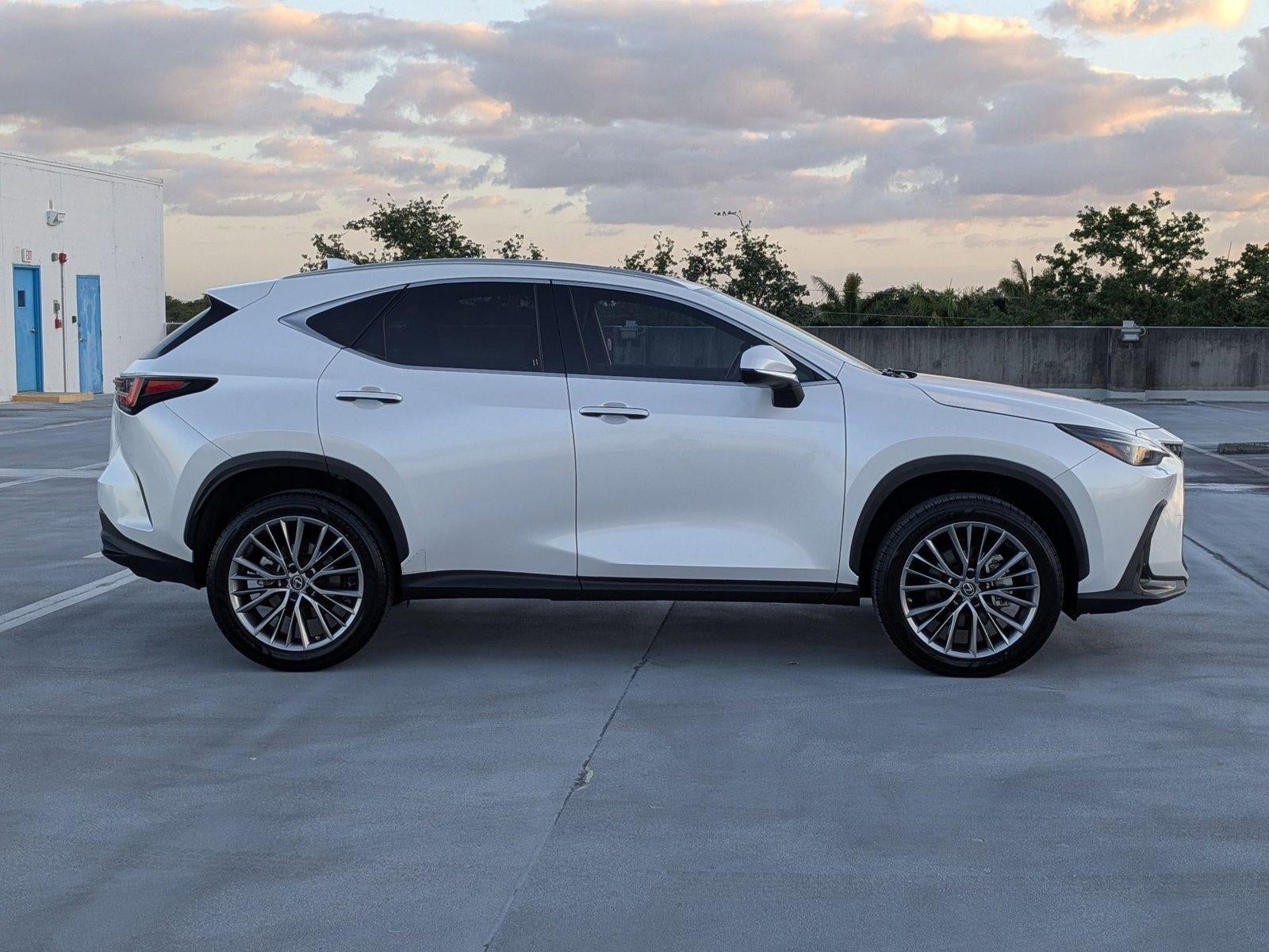 2023 Lexus NX NX 350h Premium