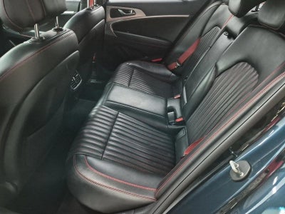 2022 Genesis G70 3.3T RWD