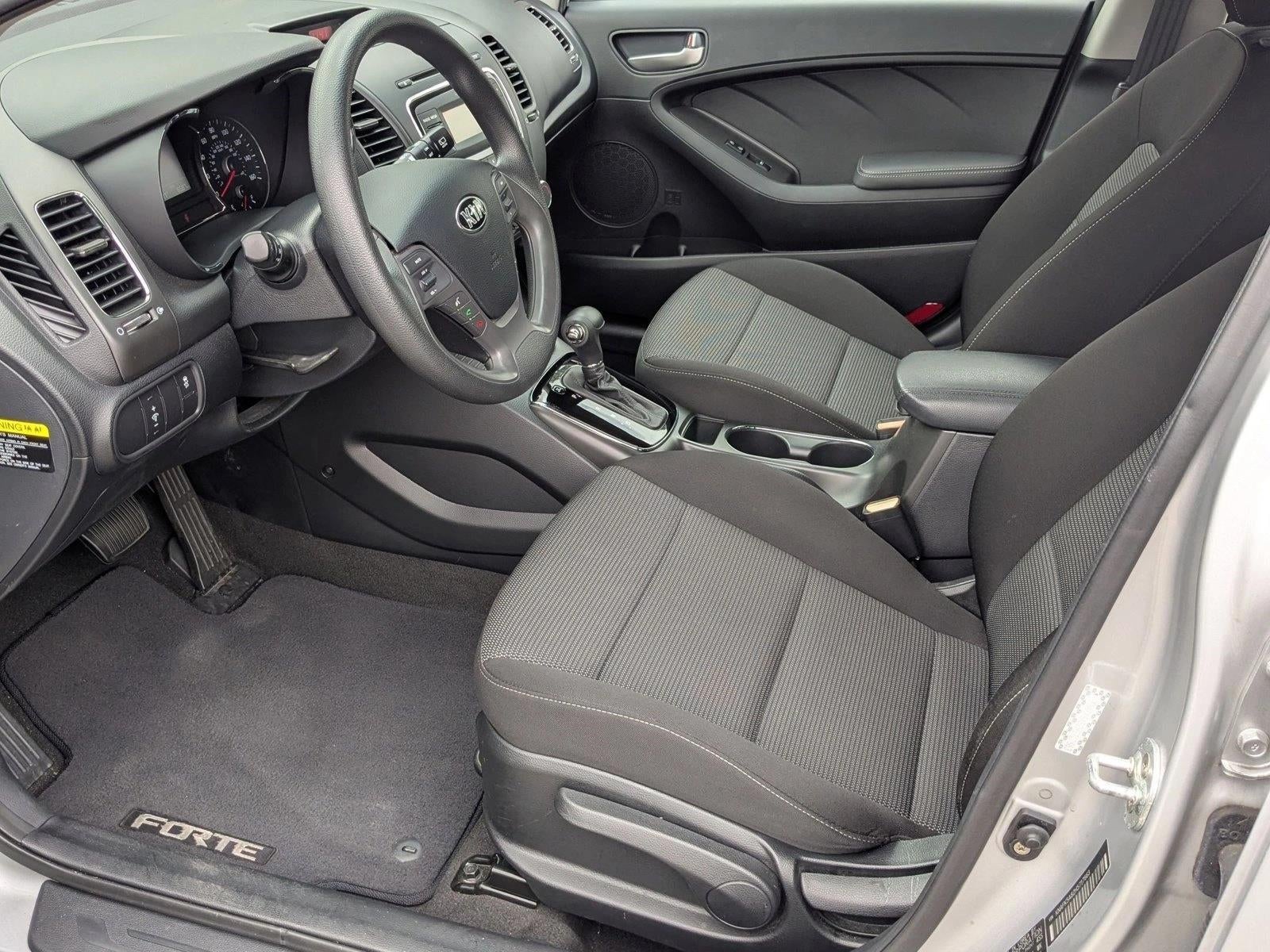 2017 Kia Forte5 LX