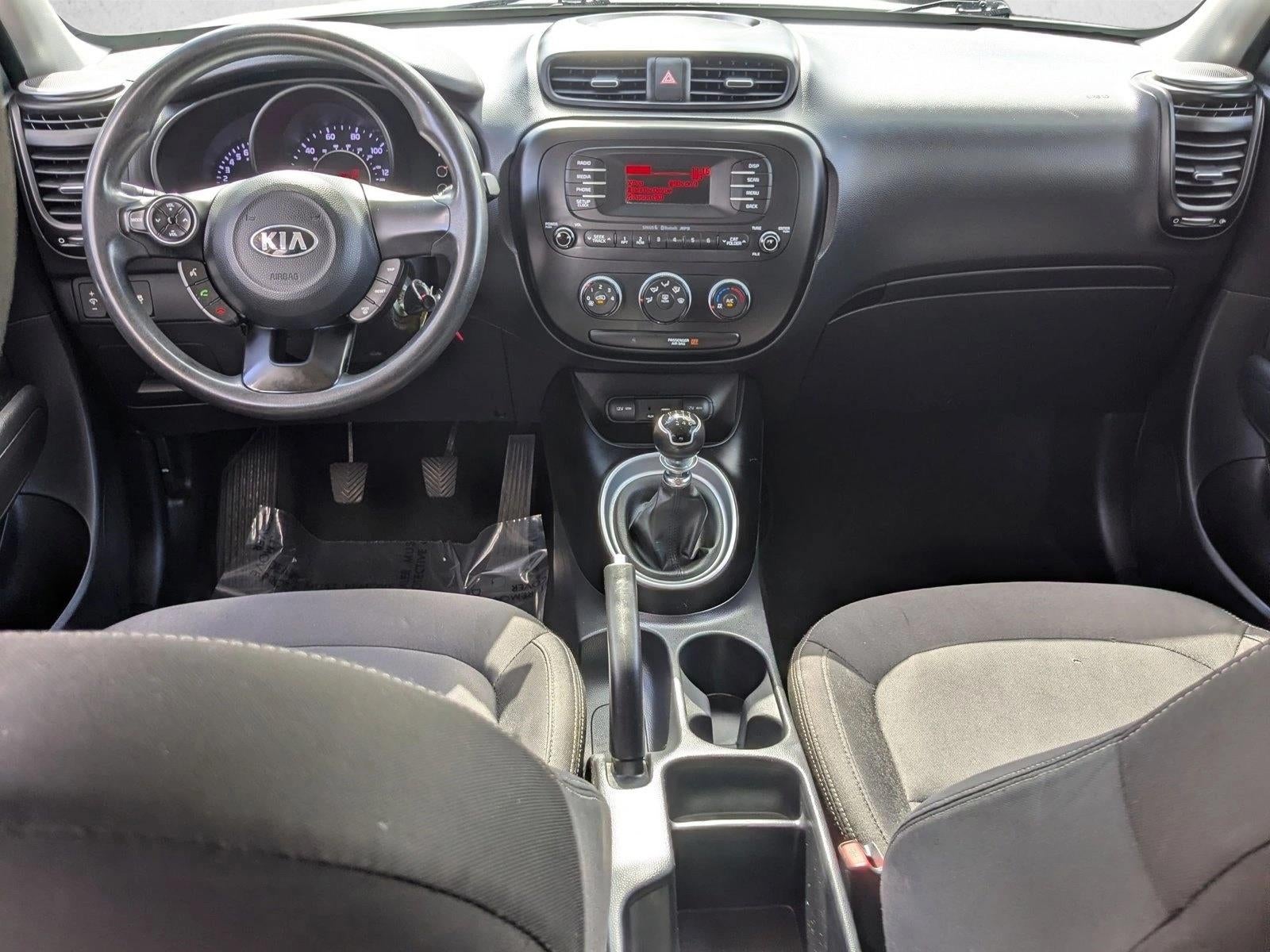 2016 Kia Soul Base
