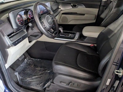2023 Kia Carnival MPV LX Seat Package