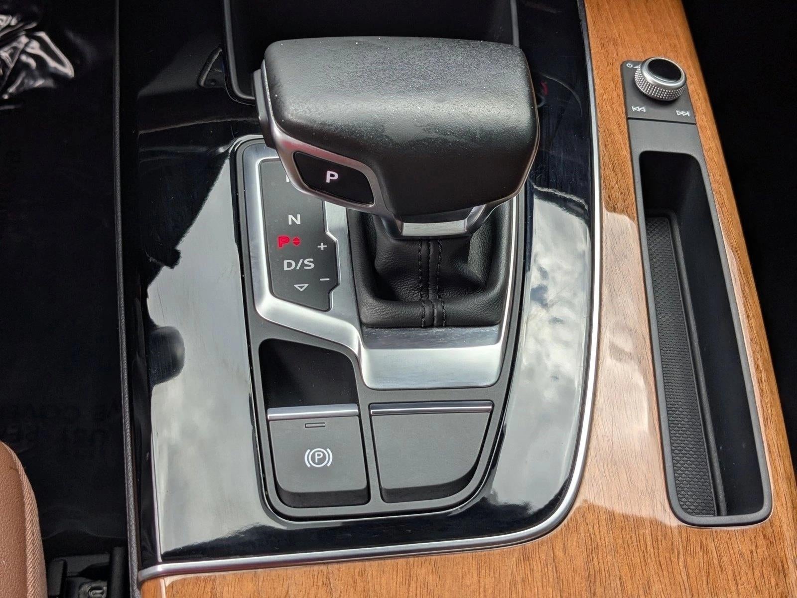 2021 Audi Q5 Premium 45 TFSI quattro S tronic