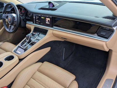 2018 Porsche Panamera Base
