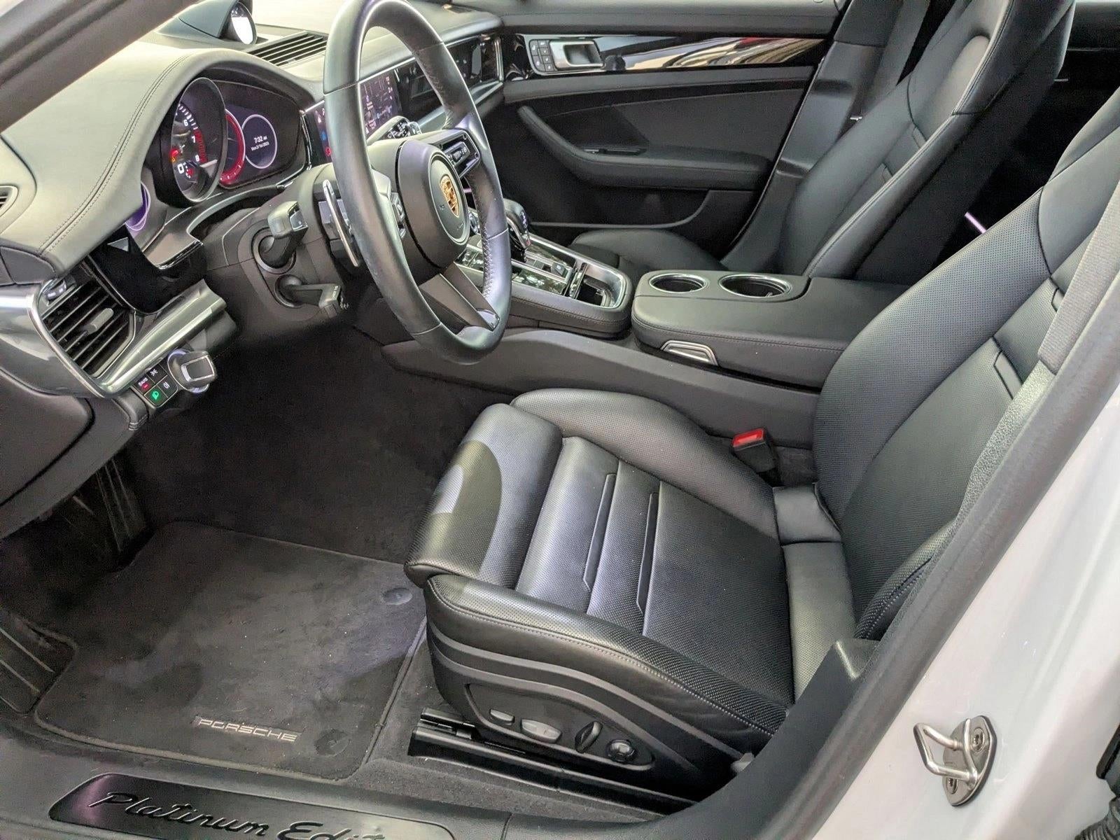 2022 Porsche Panamera Base