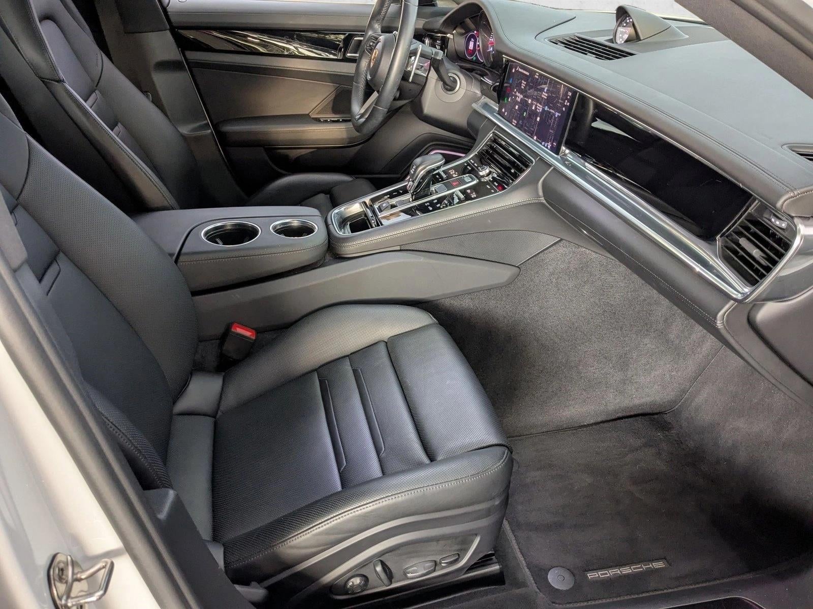 2022 Porsche Panamera Base