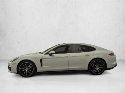 2022 Porsche Panamera Base